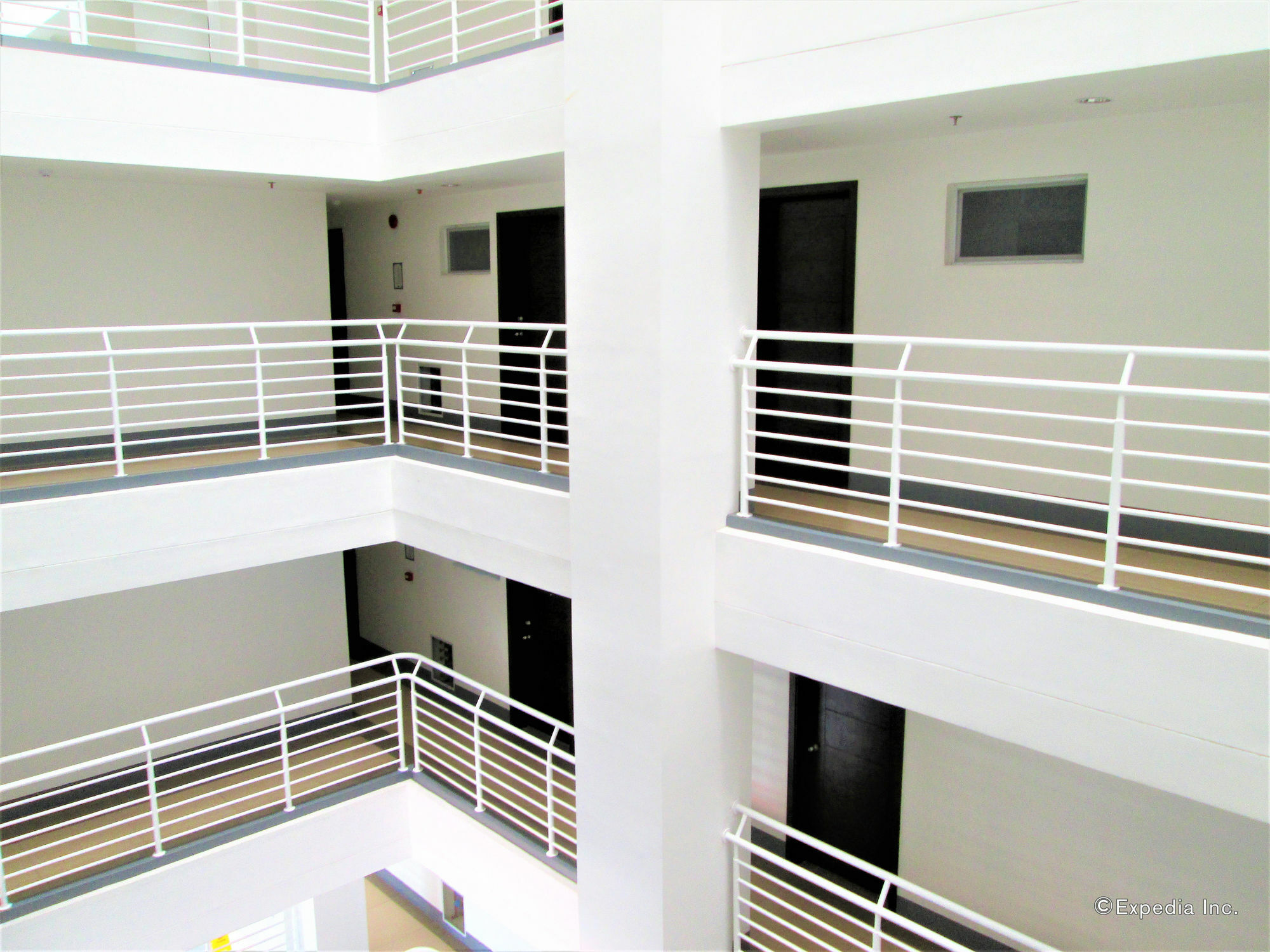 Apartment Prima At Primavera Residences *